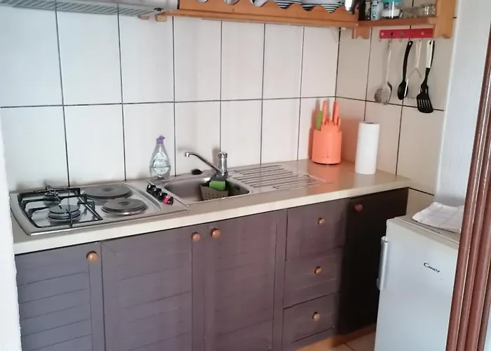 Apartman Ustrine Ustrine