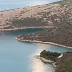 דירה Apartman Ustrine *