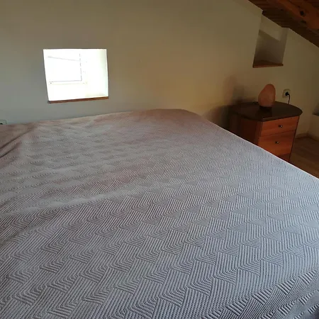 Apartman Ustrine Appartement *