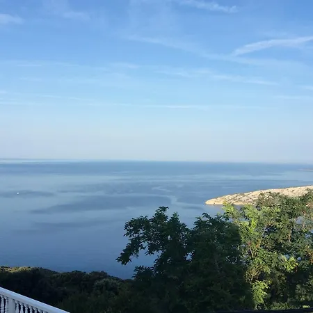 Apartman Ustrine * Ustrine